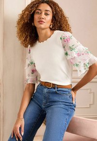 Love & Roses REGULAR FIT - FINE GAUGE FRILL SLEEVE  - Pusero - ivory