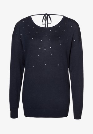 Marineblauer Strickpullover mit Rundhalsausschnitt, Bindeband auf der Rückseite und verstreuten silbernen Nieten auf der Vorderseite. Lange Ärmel und gerippter Saum.