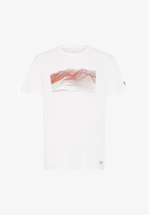 Hvit bomull t-skjorte med et rødt linjeillustrasjonsdesign av fjell på tvers av brystet, med tekst under som sier: "hvis ikke oss, så i morgen."