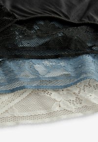 Next KNICKERS 3 PACK BRAZILIAN - Īsās apakšbikses - black cream blue