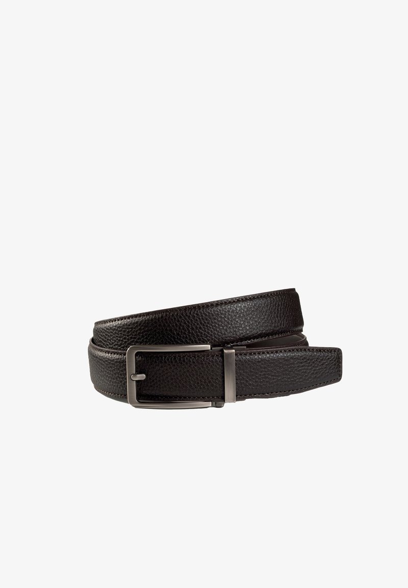 Zwarte leren riem met een gestructureerde afwerking, voorzien van een rechthoekige metalen gesp in gunmetal kleur en contrasterende stiksels.