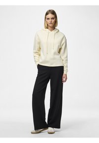 Pieces CHILLI HOODIE - Luvtröja - white pepper