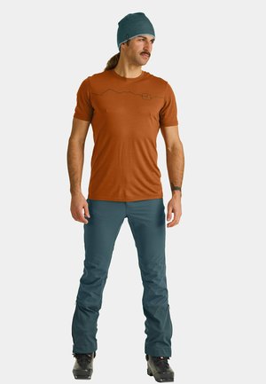 150 COOL MOUNTAIN - Sport T-Shirt - bristle brown