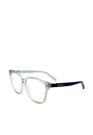 Occhiali traslucidi a forma di occhio di gatto con montatura sfumata dal verde al trasparente e aste nere, marchiati "Love Moschino" con scritta dorata.