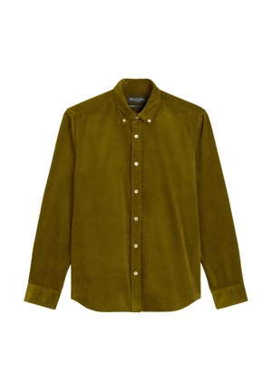 Camicia di velluto a coste verde oliva con maniche lunghe, colletto button-down e bottoni bianchi lungo il davanti, caratterizzata da linee verticali testurizzate.