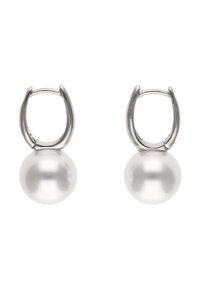 Náušnice ve stříbrném tónu s velkými, kulatými, lesklými bílými perlami. Design je hladký s lesklou povrchovou úpravou a jednoduchým uzavíracím mechanismem.