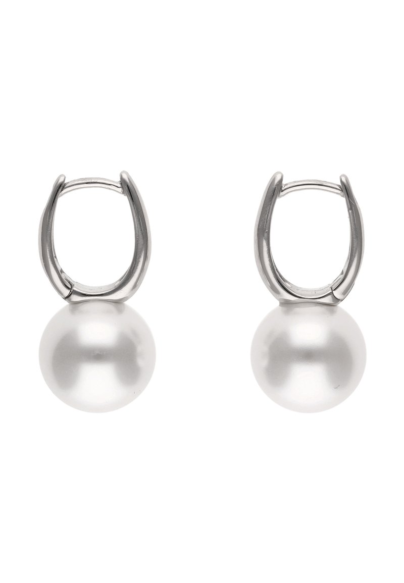 Náušnice ve stříbrném tónu s velkými, kulatými, lesklými bílými perlami. Design je hladký s lesklou povrchovou úpravou a jednoduchým uzavíracím mechanismem.