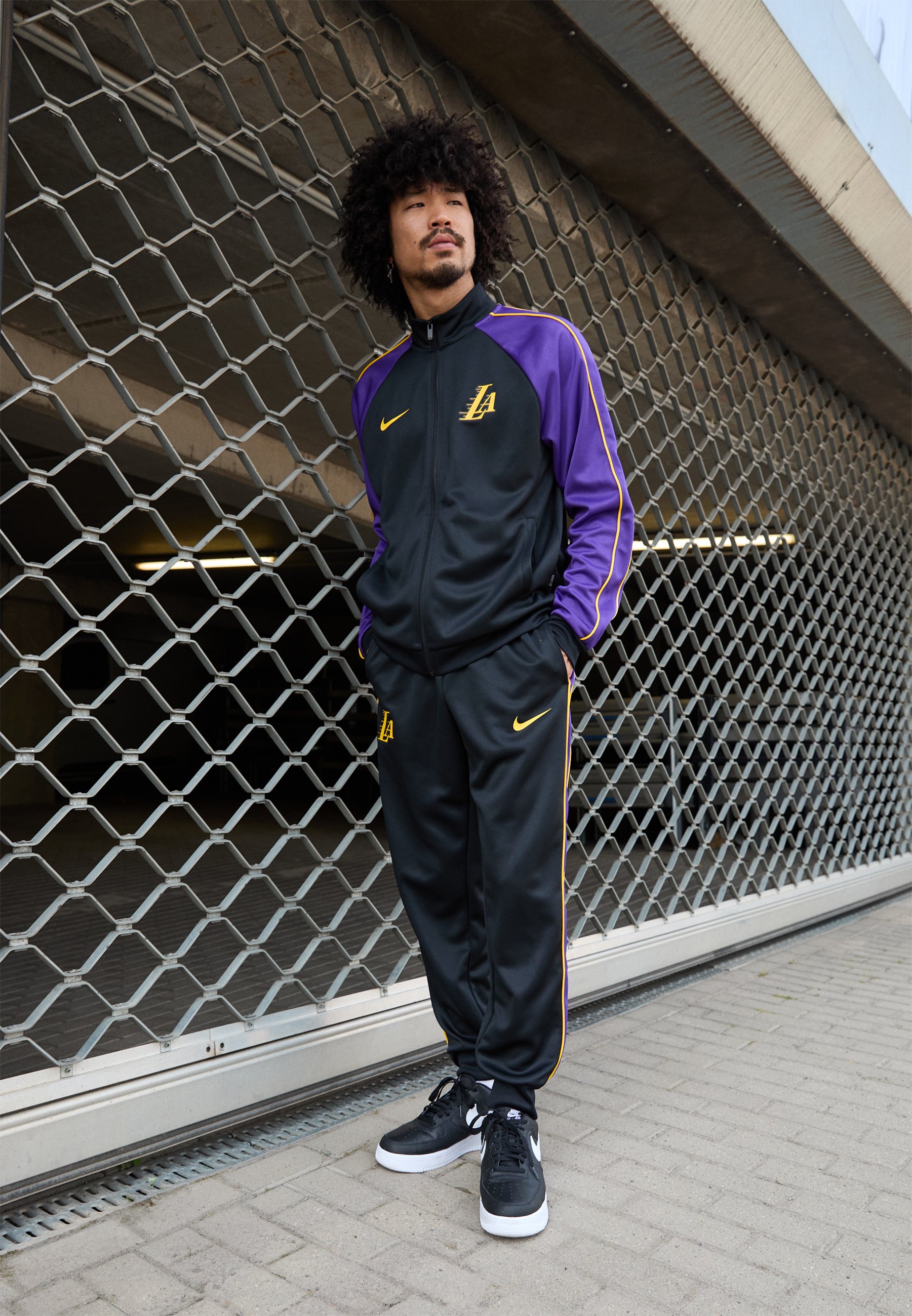 df3542ddc6d54a5690b3f32b075306