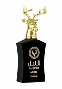Musta musta pullo kultaisilla yksityiskohdilla. Kultainen peurapääkorkki ja pyöreä logo, jossa on sarvea. Teksti sisältää "Al Noble Ameer" ja "Lattafa."