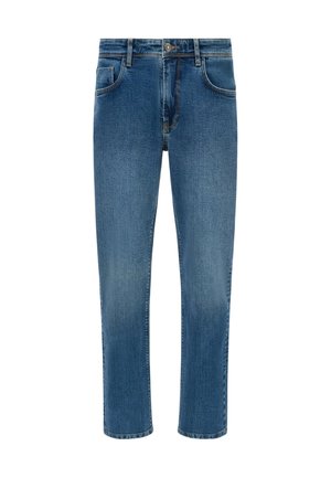Jeans de mezclilla azul con corte recto, diseño de cinco bolsillos y costuras en contraste. Acabado ligeramente descolorido para un estilo casual.