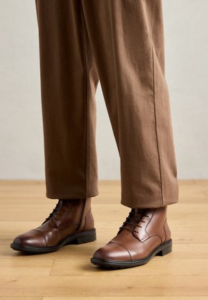 WALK PLEASURE - Snørestøvletter - light brown
