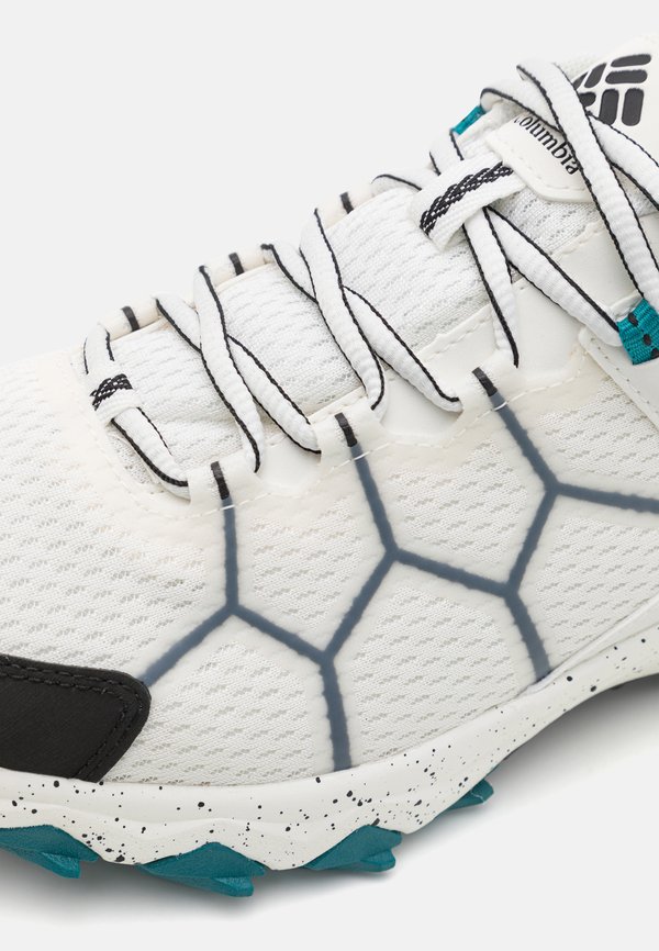 PEAKFREAK II - Hiking shoes3