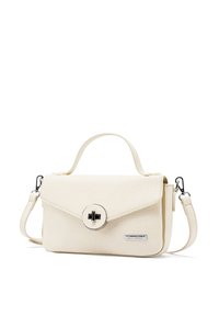 Borsa a tracolla in pelle bianca texturizzata con chiusura a pattina e hardware circolare argento. Presenta una tracolla removibile e un manico corto.