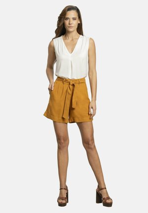 Shorts - ocre