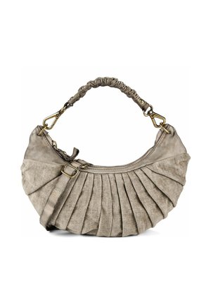 Petit sac à main beige avec un design en tissu plissé, anse froncée, et fermoirs et fermeture éclair dorés.