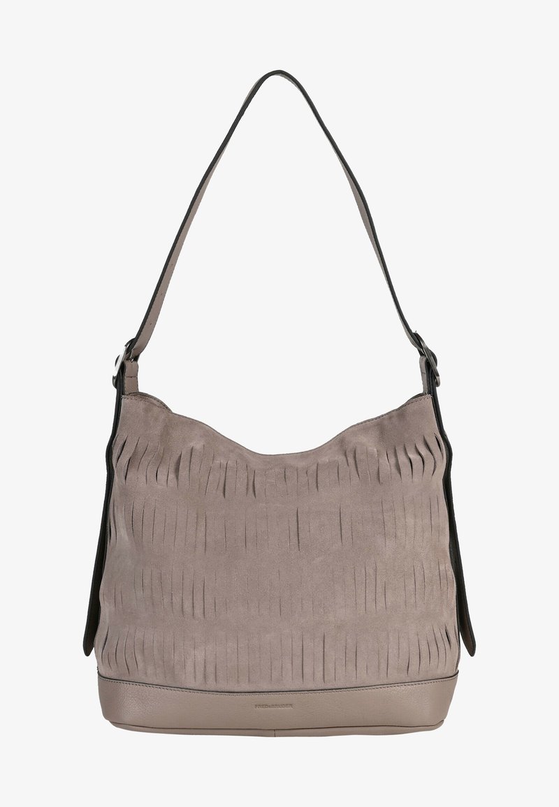 Beige hobo-laukku mokkanahkaa, jossa pystysuorat hapsut, pehmeä tekstuuri ja kontrastivärinen musta olkahihna. Laukussa on sileä nahkapohja.