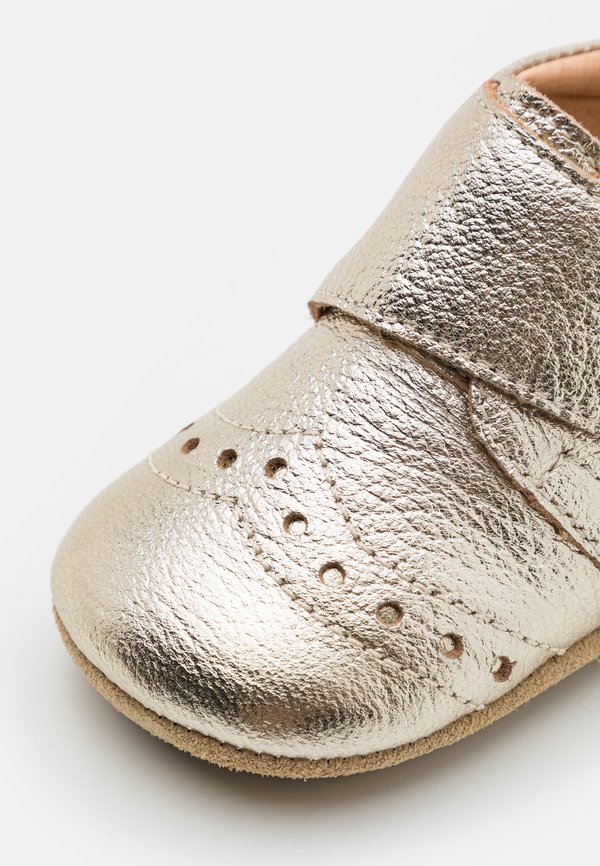 PETIT UNISEX - First shoes - gold4
