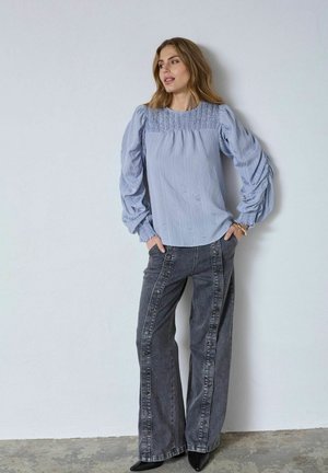 KESI DRAPE SLEEVE - Pluus - pale blue