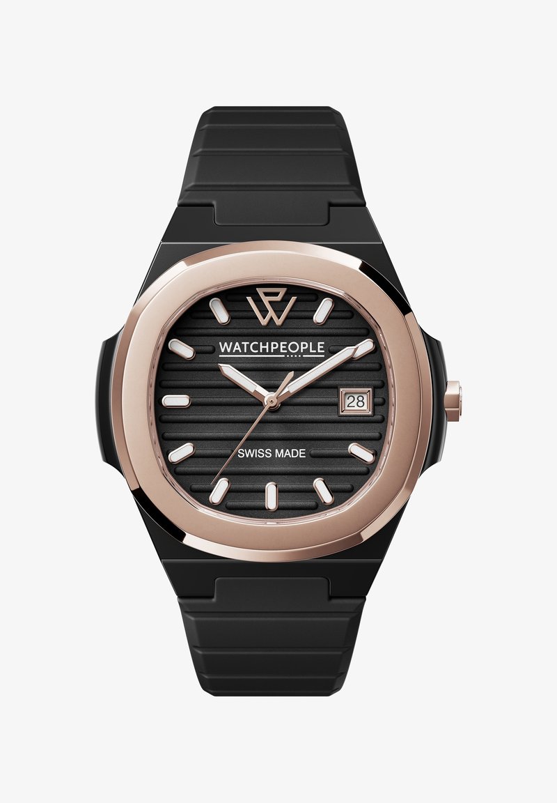 Melna gumijas siksniņa pulkstenis ar rozā zeltu oktagona korpusā, strukturēts melns ciparnīca, sudraba stundu rādītāji, datuma rādījums un uzraksts "Swiss Made".