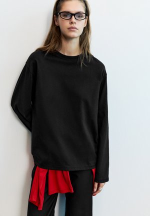 PULL&BEAR, OVERSIZED LONG-SLEEVED T-SHIRT- T-SHIRT - T-shirt à manches longues - black