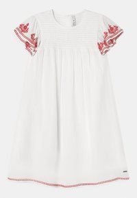 Bílá bavlněná šaty s nabíraným živůtkem a krátkými rukávy, ozdobená červenou květinovou výšivkou a detailem na lemu, volný střih, kulatý výstřih.
