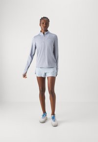 Nike Performance SWIFT - Longsleeve - light armory blue/ashen slate