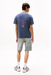 Thumbnail Image 5