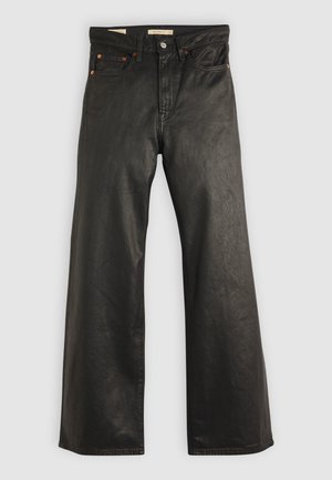 Zwarte denim wijd-uitlopende broek met een gladde textuur, voorzien van vijf zakken en details met koperen hardware. Klassieke knoopsluiting.