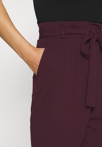 JDY Tygbyxor - bordeaux