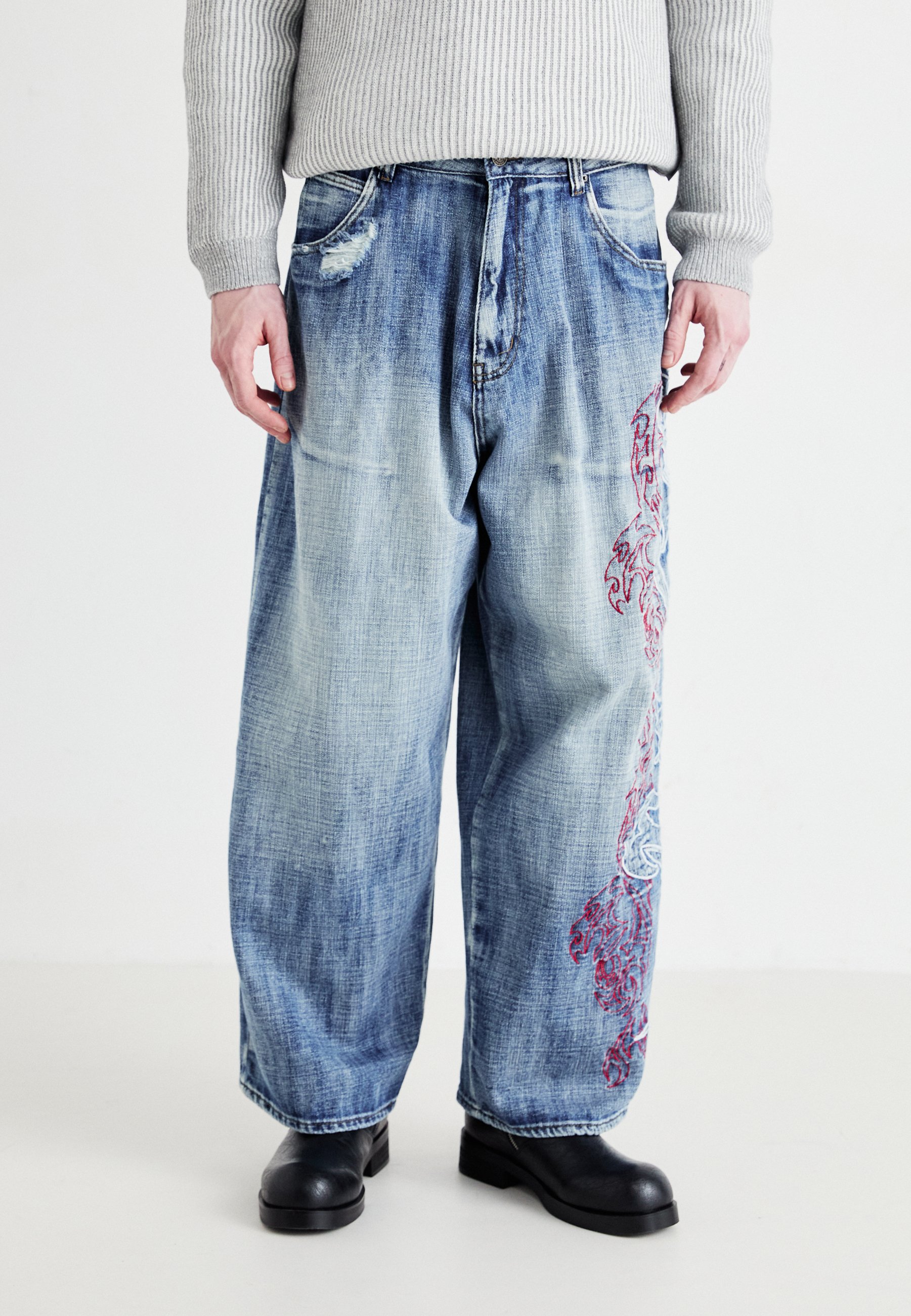 Jaded London LAYERED TRIBAL COLOSSUS - Loose Jeans - blue denim 