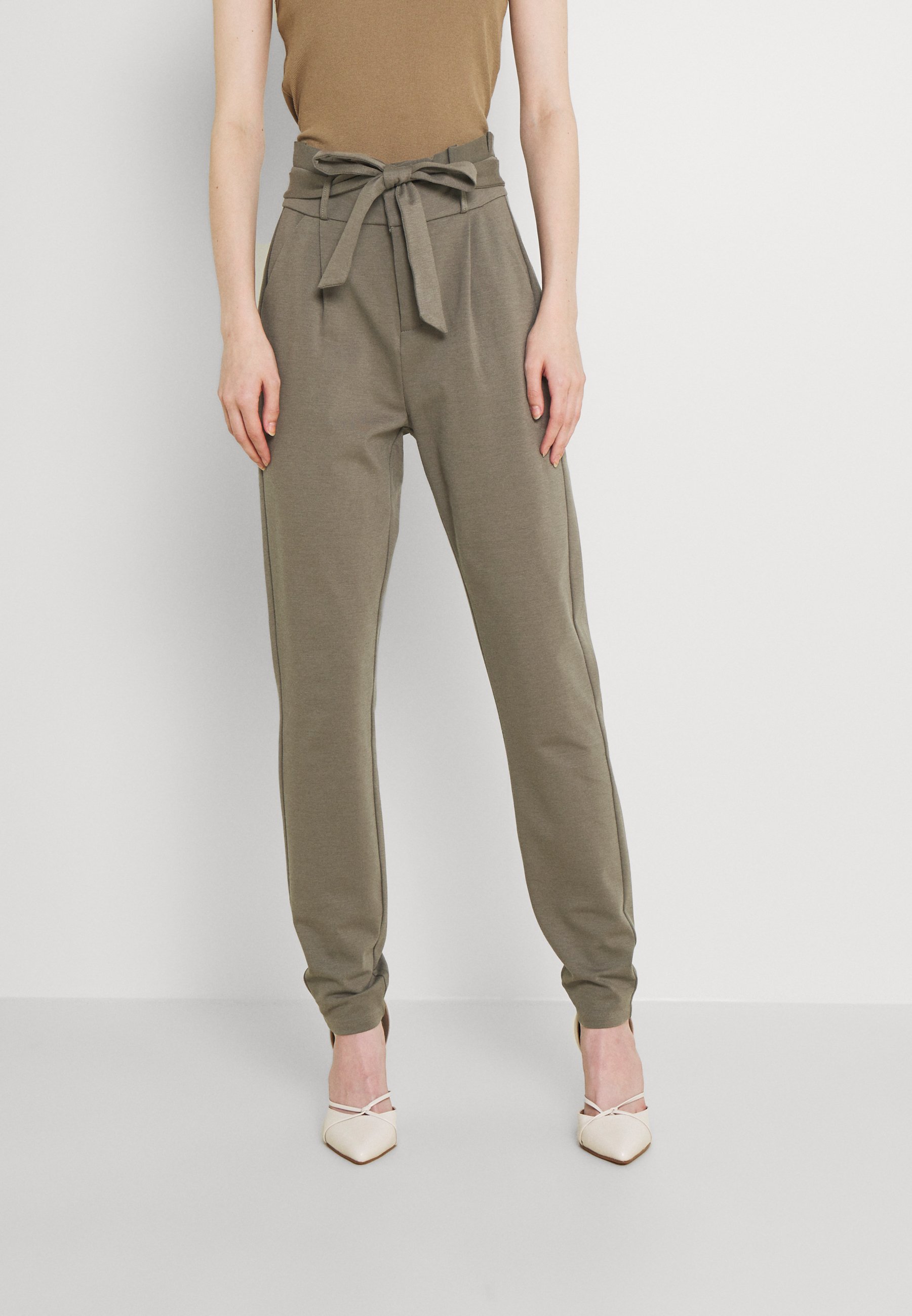 Vero Moda VMEVA PAPERBAG - Pantaloni - bungee/marrone - Zalando.it