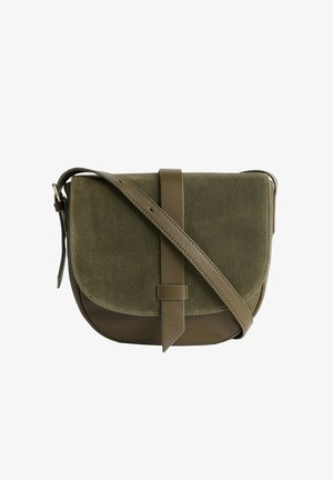 Khakifarbene Umhängetasche mit einem Cordstoffdeckel und einem Lederboden. Sie verfügt über einen passenden Tragegurt und ein frontales Schnallen-Detail. Kompakte und strukturierte Gestaltung.