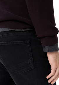 BRAX STYLE CHUCK TT - Straight leg jeans - black used