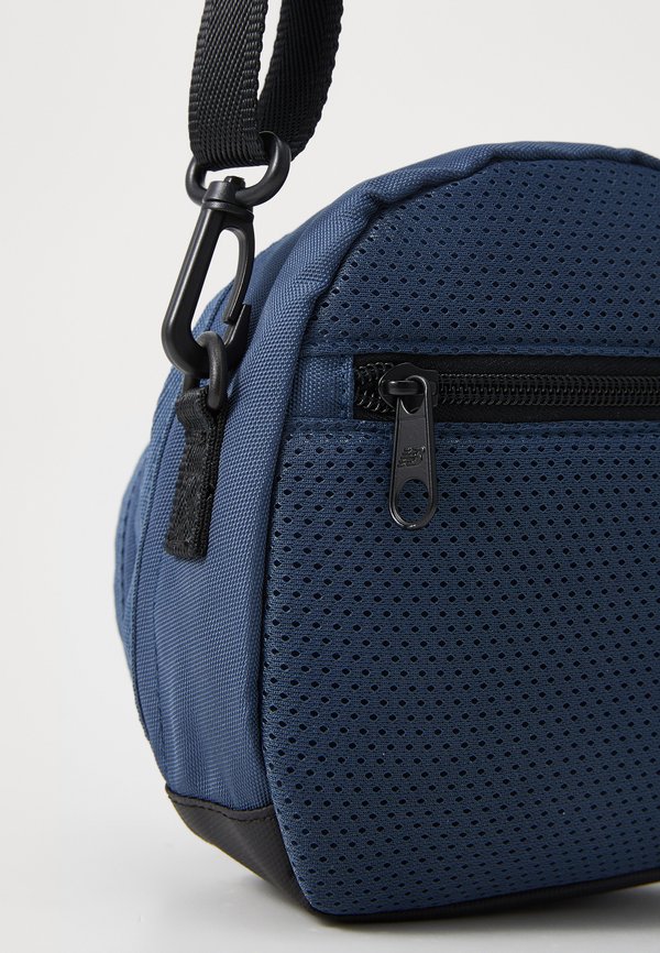 ATHLETICS SLING BAG UNISEX - Cross body bag4