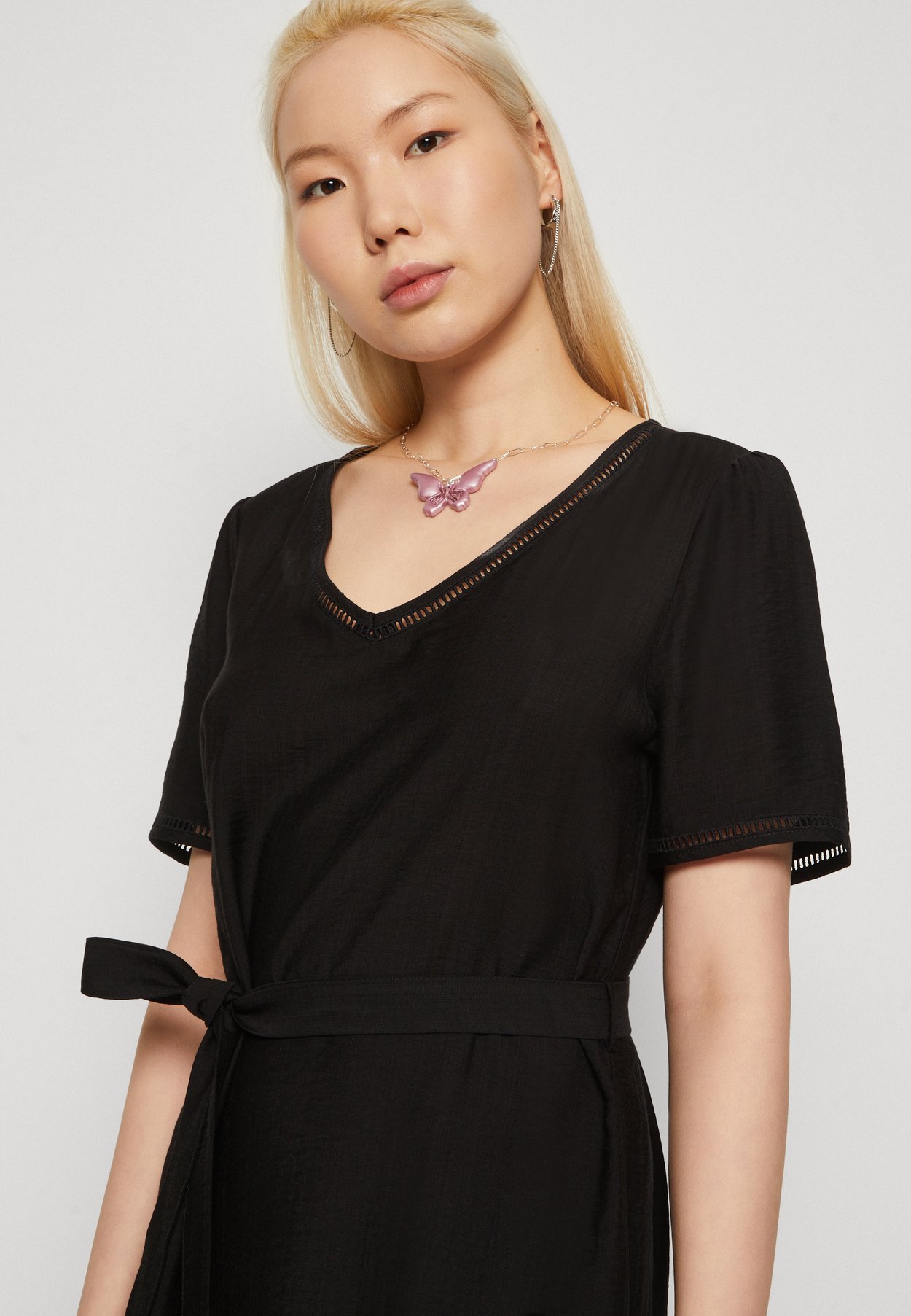 ONLCELINE PAULA V NECK DRESS LIFE