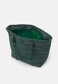 Nike Sportswear SPORTSWEAR - Kandekott - vintage green/stadium green