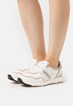 LACE UP - Baskets basses - off white/gold