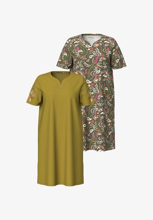Dwie sukienki: jedna oliwkowa z dekoltem w kształcie V i haftowanymi akcentami; druga w ciemnozielony wzór z kwiatowymi motywami w kolorze różowym, czerwonym i białym.