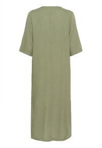Robe verte olive à mi-mollet en tissu lisse, dotée d'une coupe droite et de manches courtes, avec un col rond simple.
