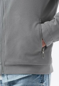 Ombre Kevyt takki - grey