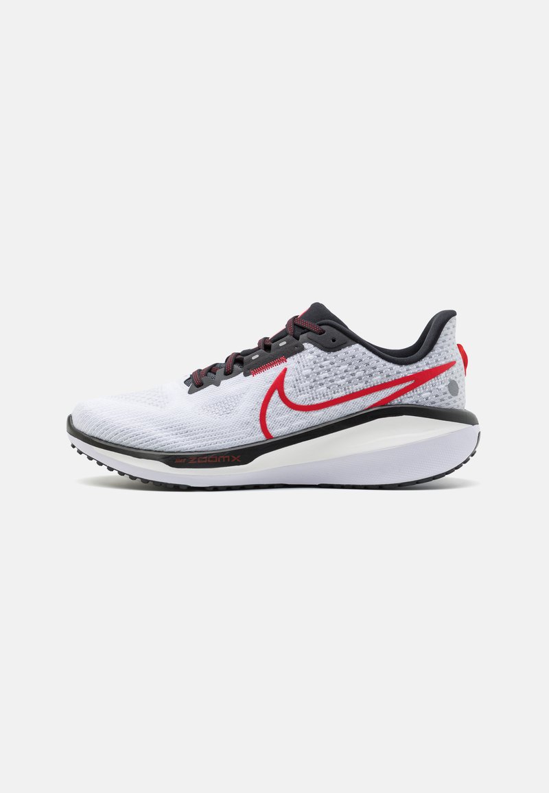 Nike Performance - VOMERO 17 - Nøytrale løpesko - white/black/fire red/platinum tint, Forstørre