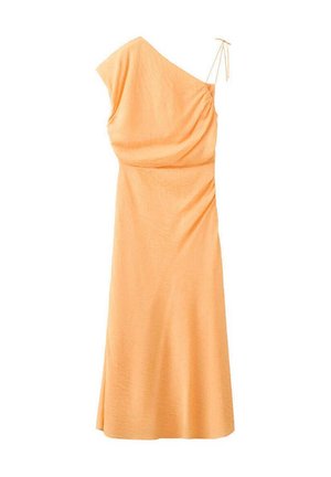 Robe midi sans manches de couleur orange clair avec une épaule drapée et une fine bretelle réglable sur le côté opposé.
