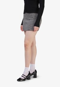 Miriade LYANNA - Decolleté - nero