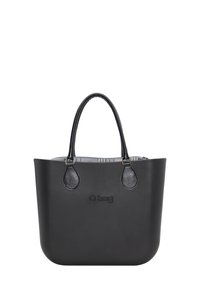 Mustassa O-laukussa on sileä pinta, pyöristetyt kulmat, tukevat kantokahvat ja osittain näkyvä raidallinen sisävuori.