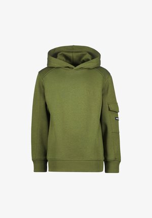 Zielona bluza z kapturem wykonana z miękkiego materiału. Posiada przednią kieszeń kangurkę, ściągacze na rękawach oraz małe logo na piersi. Kaptur z szerokim dekoltem.