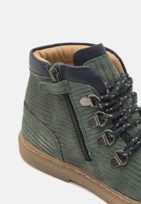 Friboo LEATHER - Klasični gležnjarji - dark green