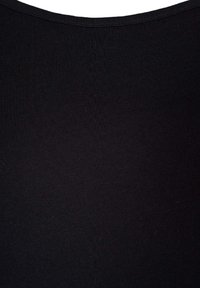 Thumbnail Image 6