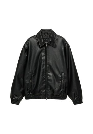 Veste zippée noire en faux cuir avec col, deux poches latérales à boutons-pression, poignets et taille élastiques.