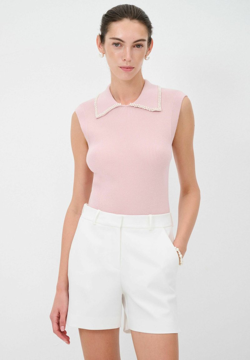 adL Shortsit - white