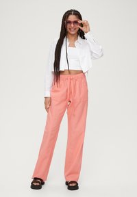 QS Pantaloni - pfirsich